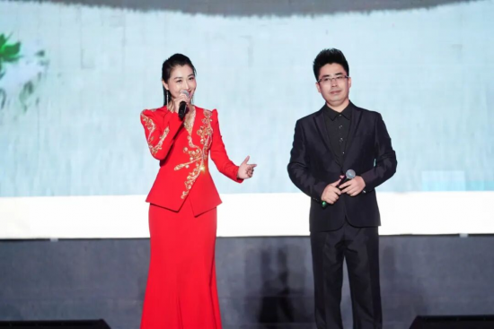 云图片