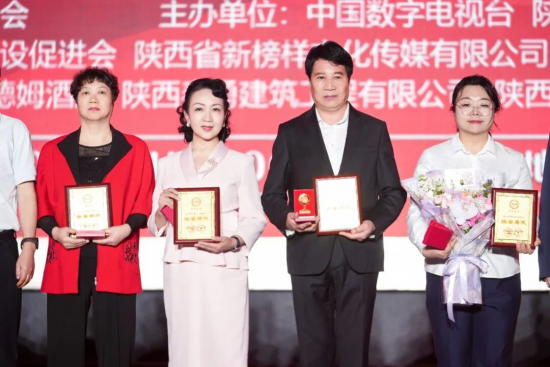 云图片